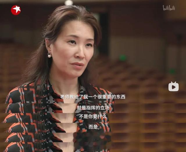 袁泉|击穿社畜的王炸神作纪录片，凭什么？