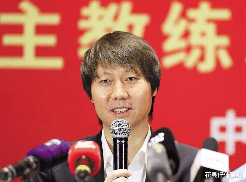 胆大包天！两名记披露内情：李铁案发落网有人想保，不是朱广沪