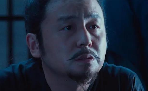 好家伙！张艺谋又有新片，题材够黑够狠，专家预测：票房能过50亿