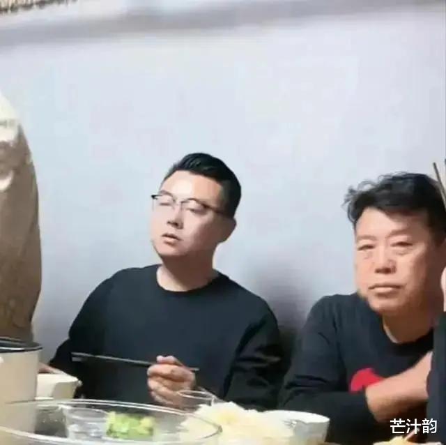许敏直播被礼物刷屏，亲儿媳田静处境截然不同，带货热度大不如前