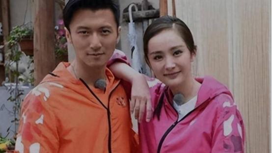 曝杨幂谢霆锋领证完婚！消息一出被罚6万, 王菲却成“第三者”