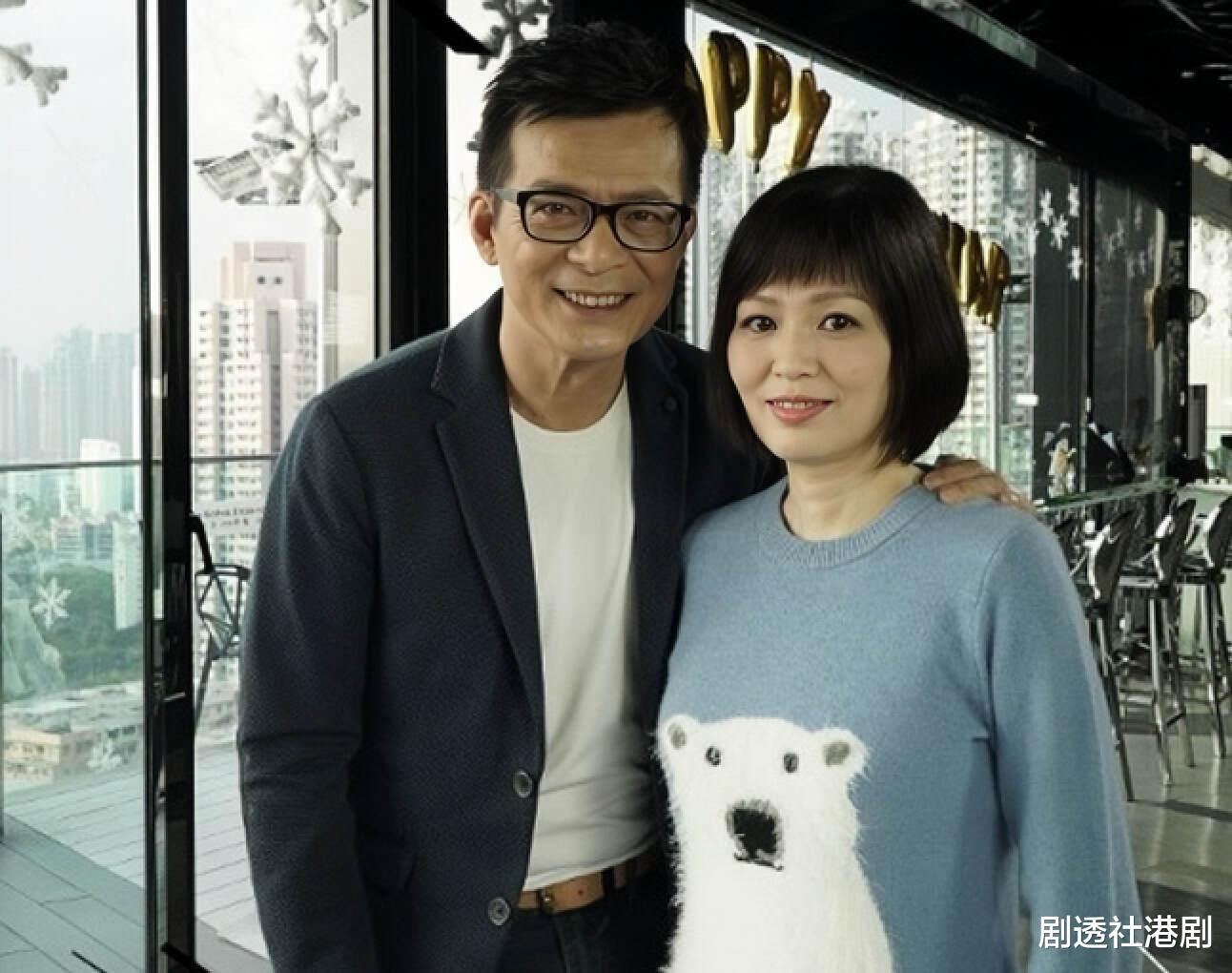 香港知名男星否认再婚,妻子因肾衰竭离世,自曝已经习惯了单身