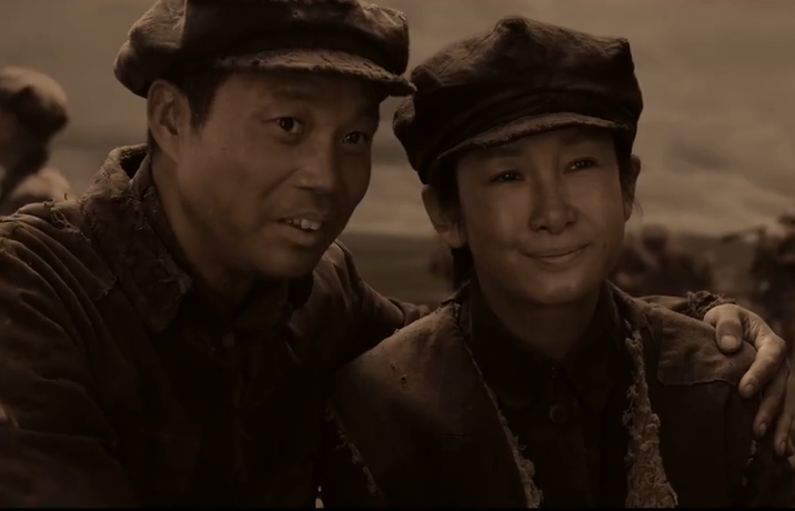 收手吧董璇!别再羞辱观众智商了,43岁演“宋庆龄”雷人又无脑