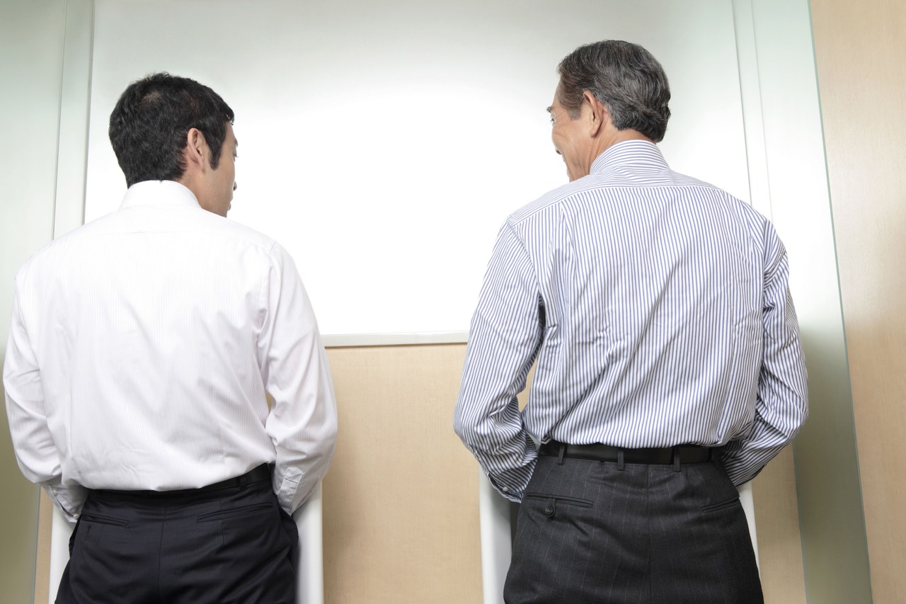 睡觉时出现4种异常，是肾在喊“救命”！不注意，容易熬成尿毒症