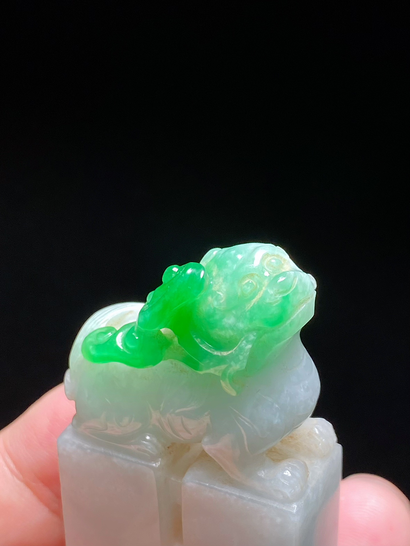 |清中期 老坑飘绿翡翠 兽钮 双联印 印章 文房