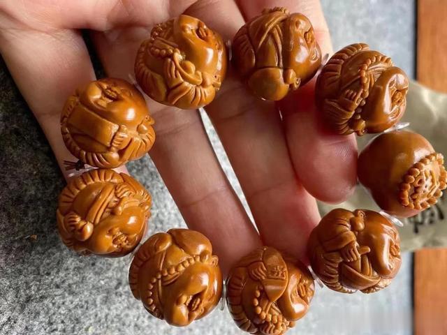 雕刻|手串如何判断手工还是机雕