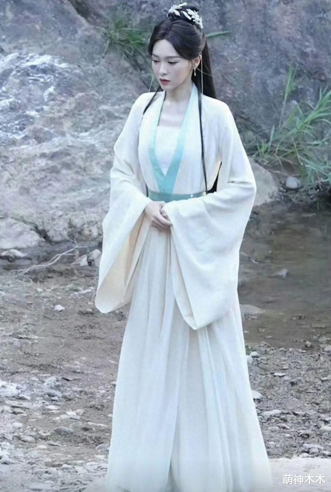 《王牌8》路透曝光,唐嫣妆造碾压新剧服化,关晓彤造型再惹争议