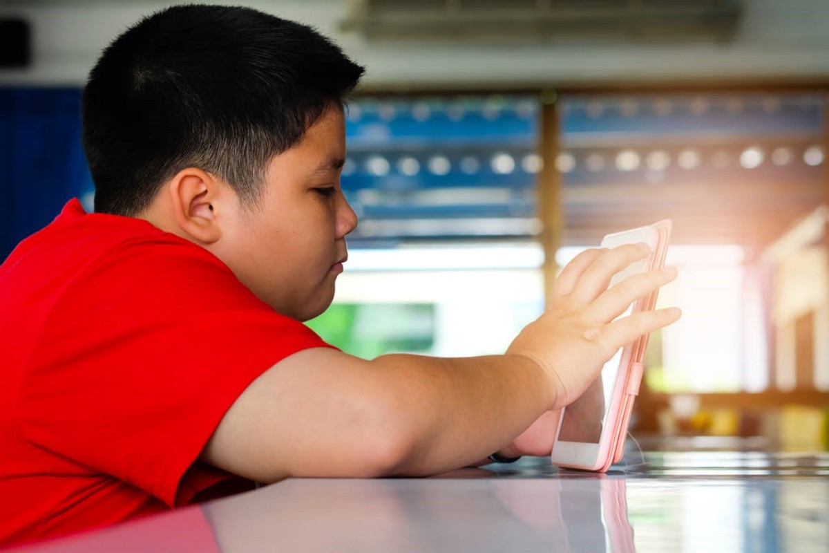 儿子患“痛风”和奶奶做的饭菜有关,提醒:3种食物要少给孩子吃