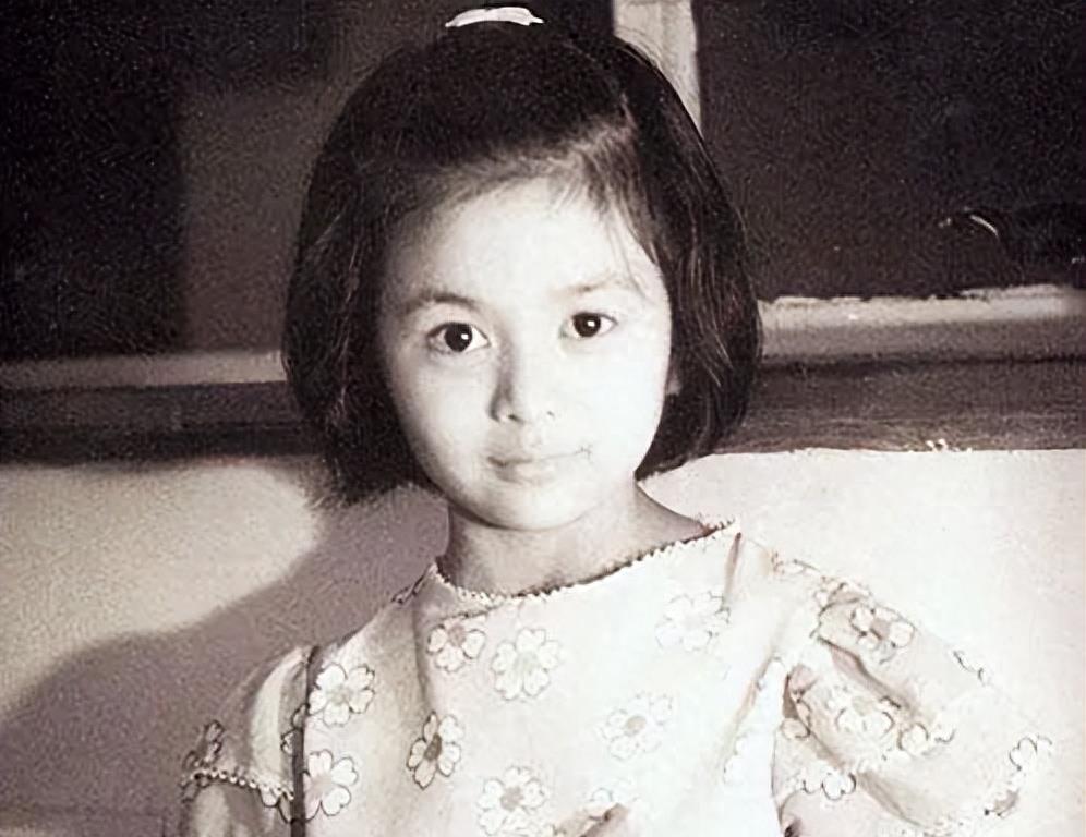 “为求上位,主动献身”!这5位女星是真的“大方”