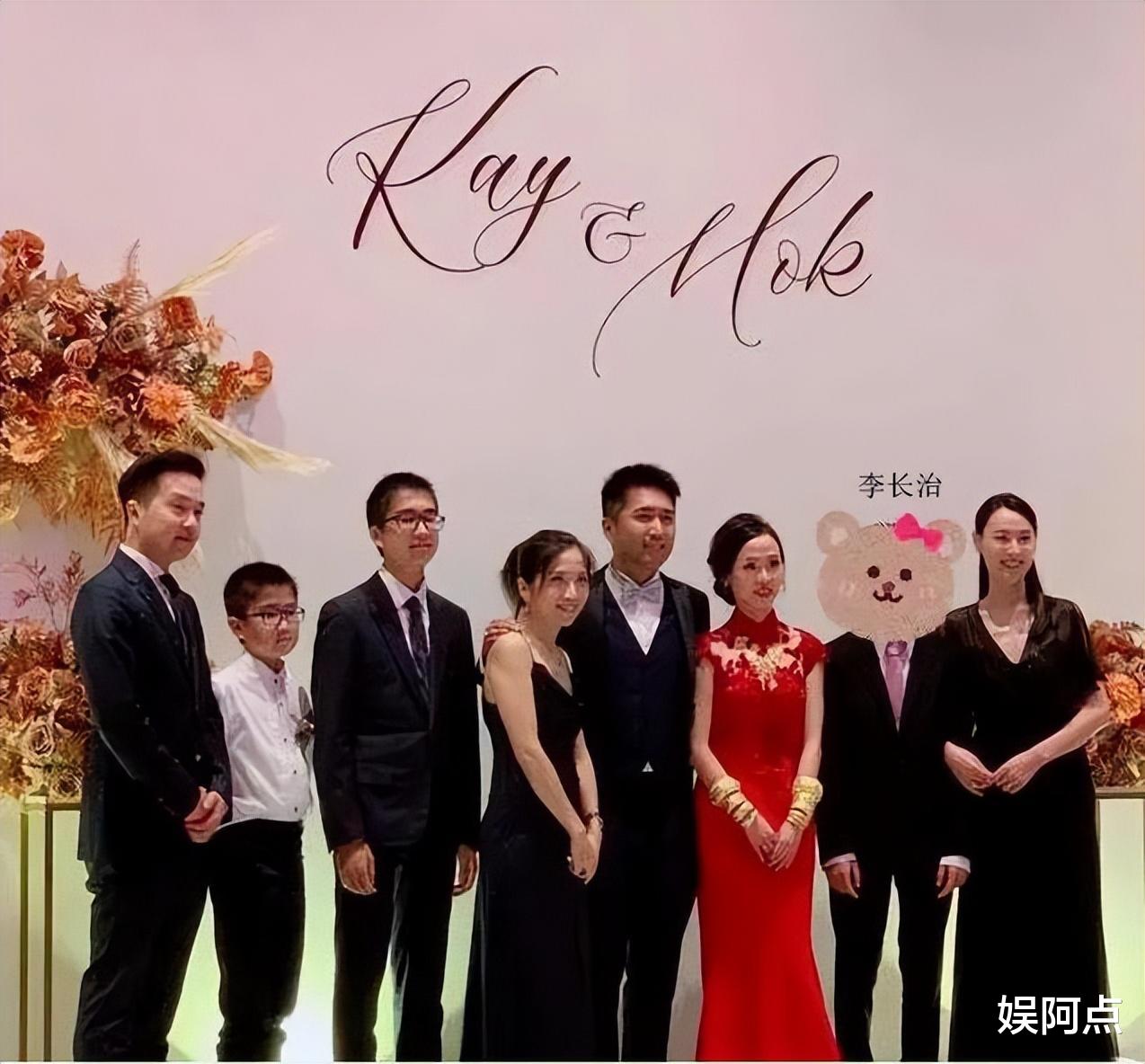 梁洛施自曝会骂儿子，私下管教很严！14岁长子李长治露镜显绅士范