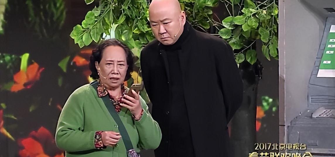郭冬临|20次登春晚,56岁单身无子,因8个字被索赔1亿,郭冬临怎么样了