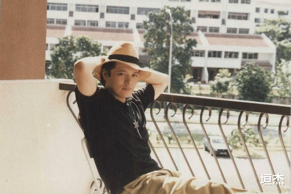 张颖颖|3天8个瓜！赵丽颖被疑整容失败，汪小菲张颖颖分手，都是大瓜