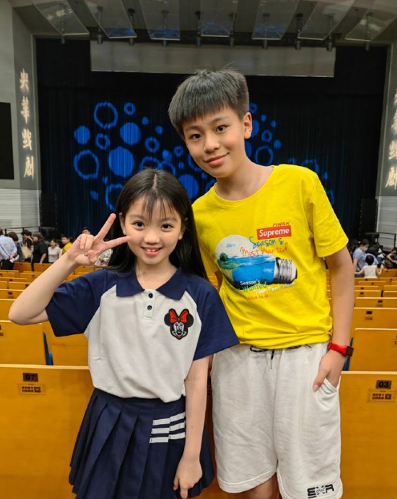 蔡国庆有二胎?55岁官宣次子,小儿子正脸曝光颜值不输庆庆