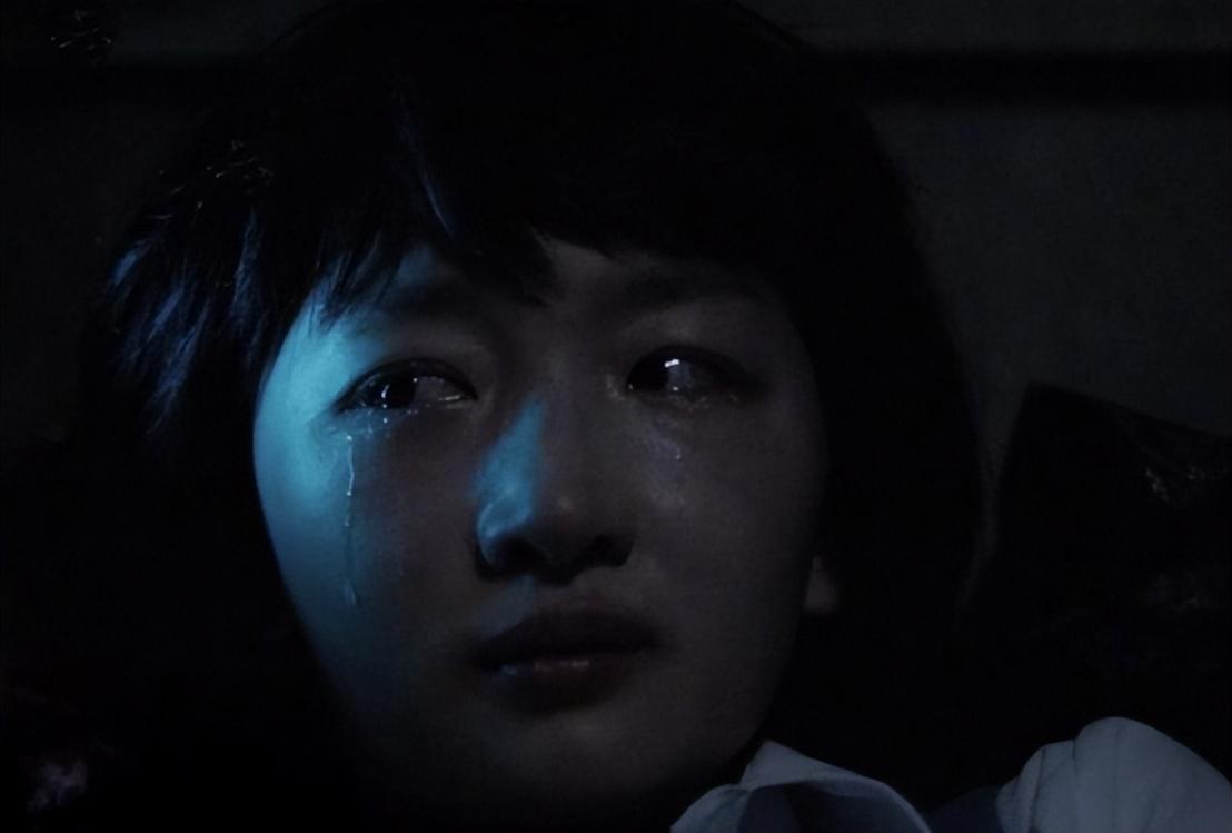 镜头前美若天仙，而真人黑瘦干瘪，这7位“上镜脸”的女星反差好大