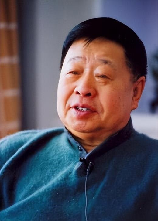 李晨|黄宏:24年春晚“钉子户”,退居幕后,如今现状令人唏嘘