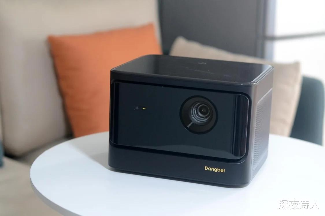 投影仪|5000元左右家用高端投影仪品牌推荐,激光投影仪值不值得买