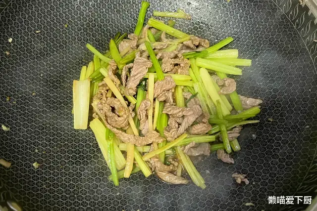 寒衣节|明日十月一“寒衣节”，1物不摆、2地不去、3样要吃，莫忘老传统