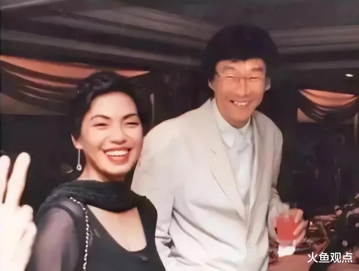 毁三观!曝音乐圈模范丁克夫妻形婚多年,各玩各的男方已有私生子