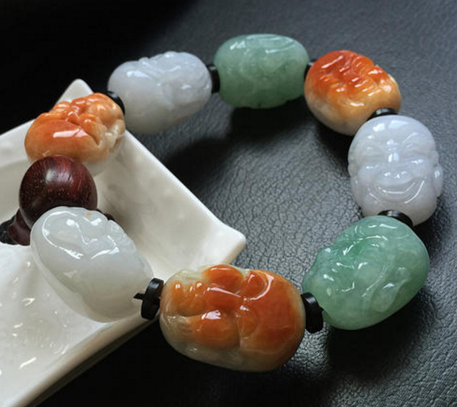 翡翠手串|备受男士青睐的翡翠手串款式很单一？直男审美也可以很多变