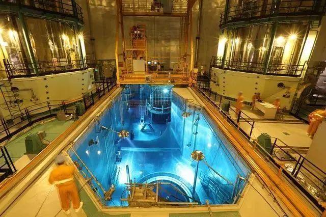 核反应堆里的重水是什么,能喝吗?他有什么作用? - 科技资讯(主打网)