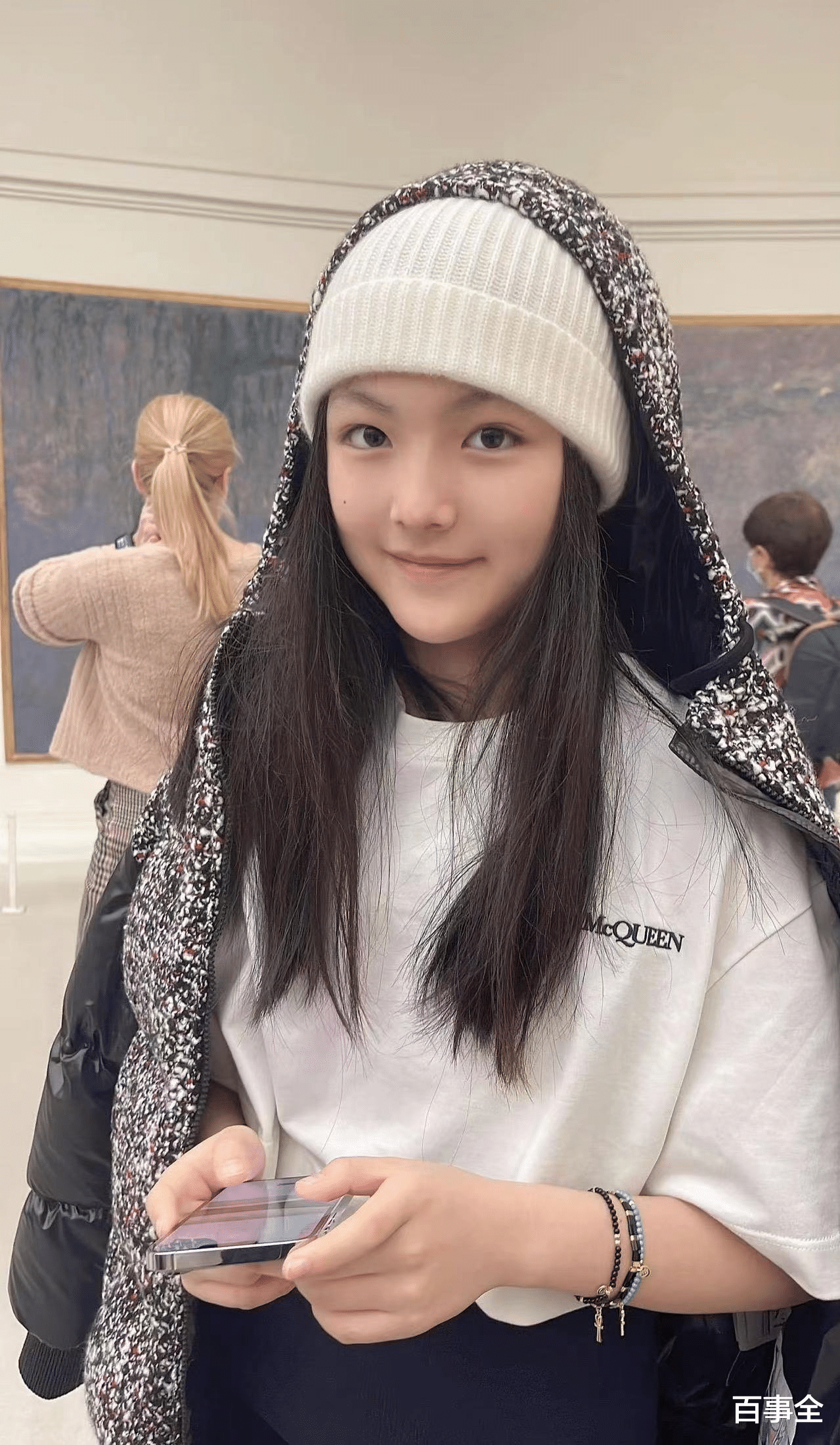 王诗龄|王诗龄深夜和网友对骂!因一句英文惹怒网友,被怒批:人小脾气大