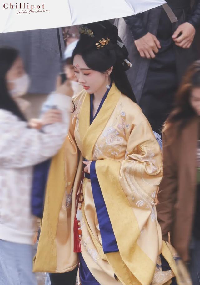 《折腰》宋祖儿灵动,何泓姗可爱,戴面具的宣璐太惊艳了