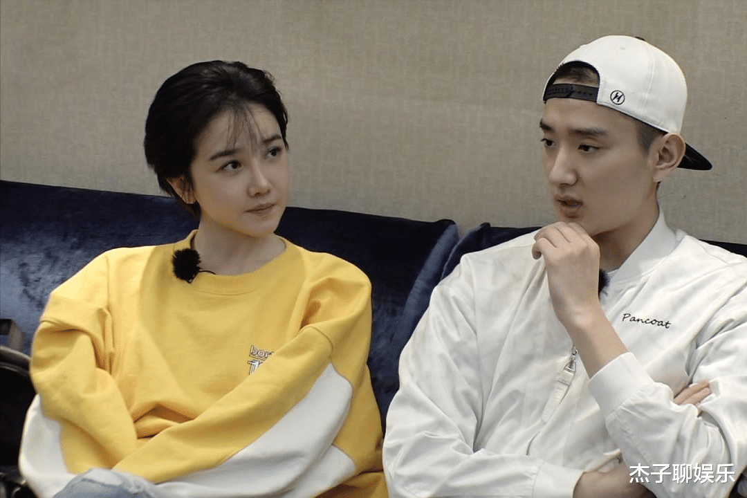 因发育过猛,惨遭国家游泳队淘汰,却被三流导演看上一炮走红