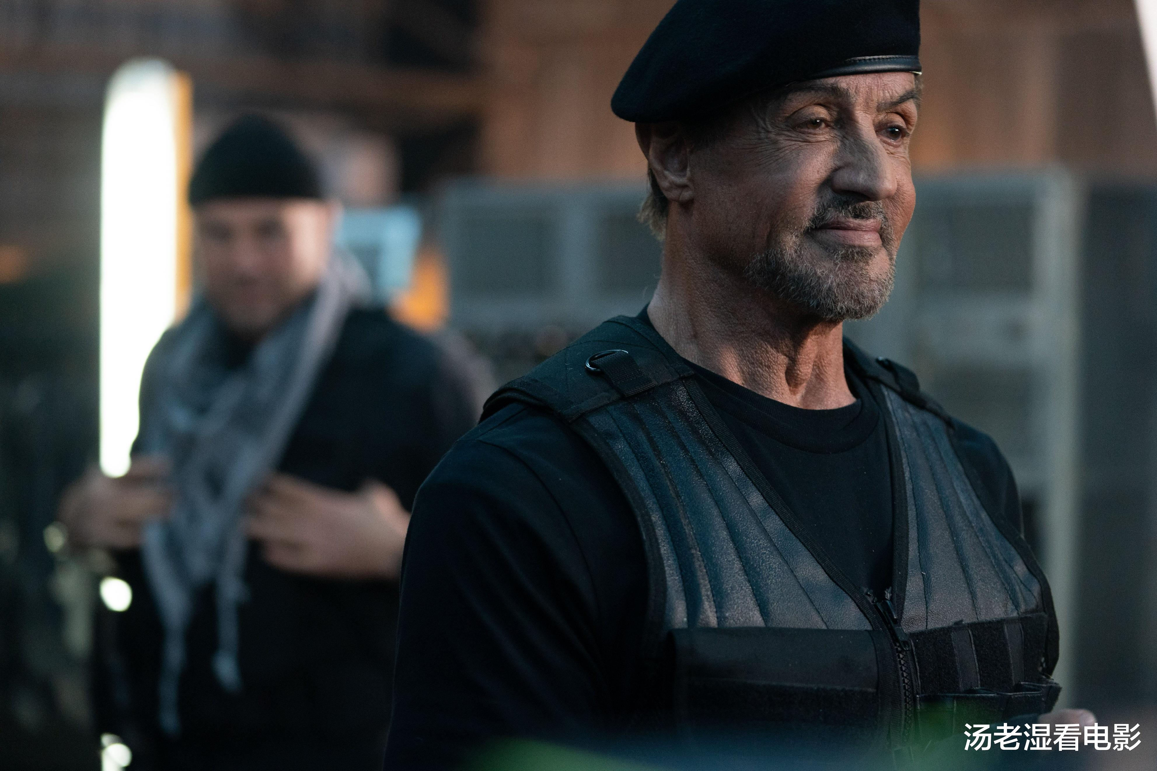 杜夫·龙格尔谈《敢死队4》票房口碑失利:剧本太差和临时更换导演