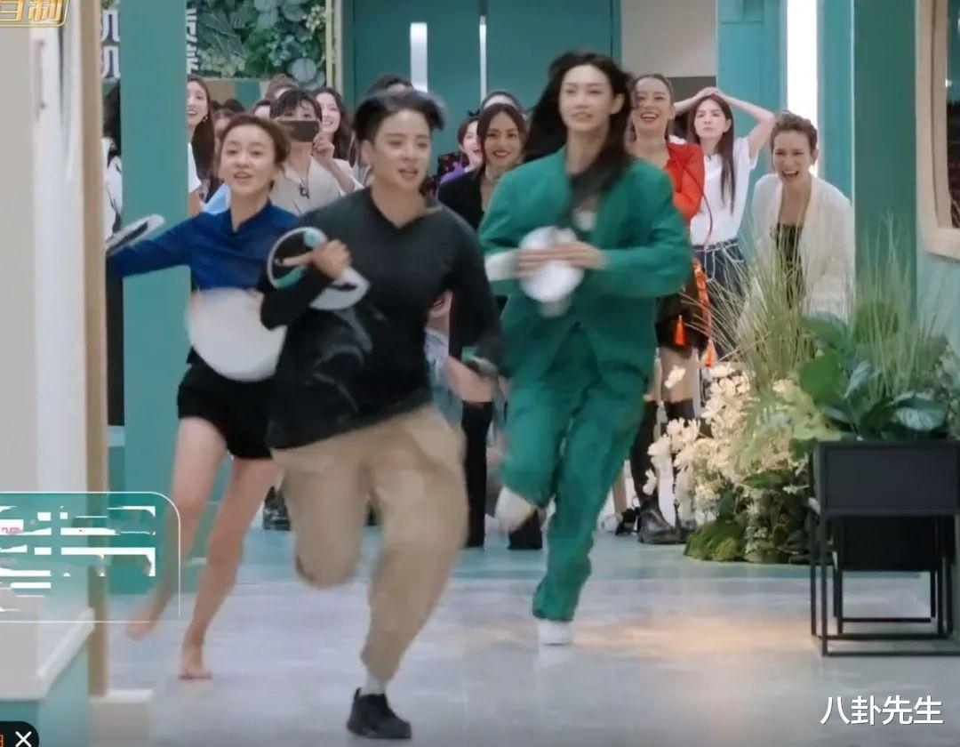 谢娜|《乘风2023》三公分组堪称社交修罗场：谢娜被冷落，吴倩疑退赛