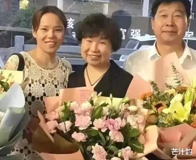 直播带货|杜新枝新年首开直播带货，带货时情绪高涨，奈何带货销量并不理想