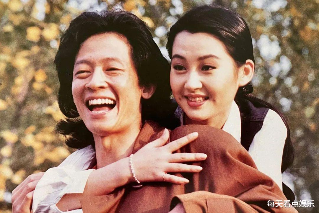 安徽|名模出身，身价5亿的女富豪倒追王志文，仅用一招就彻底拿下他