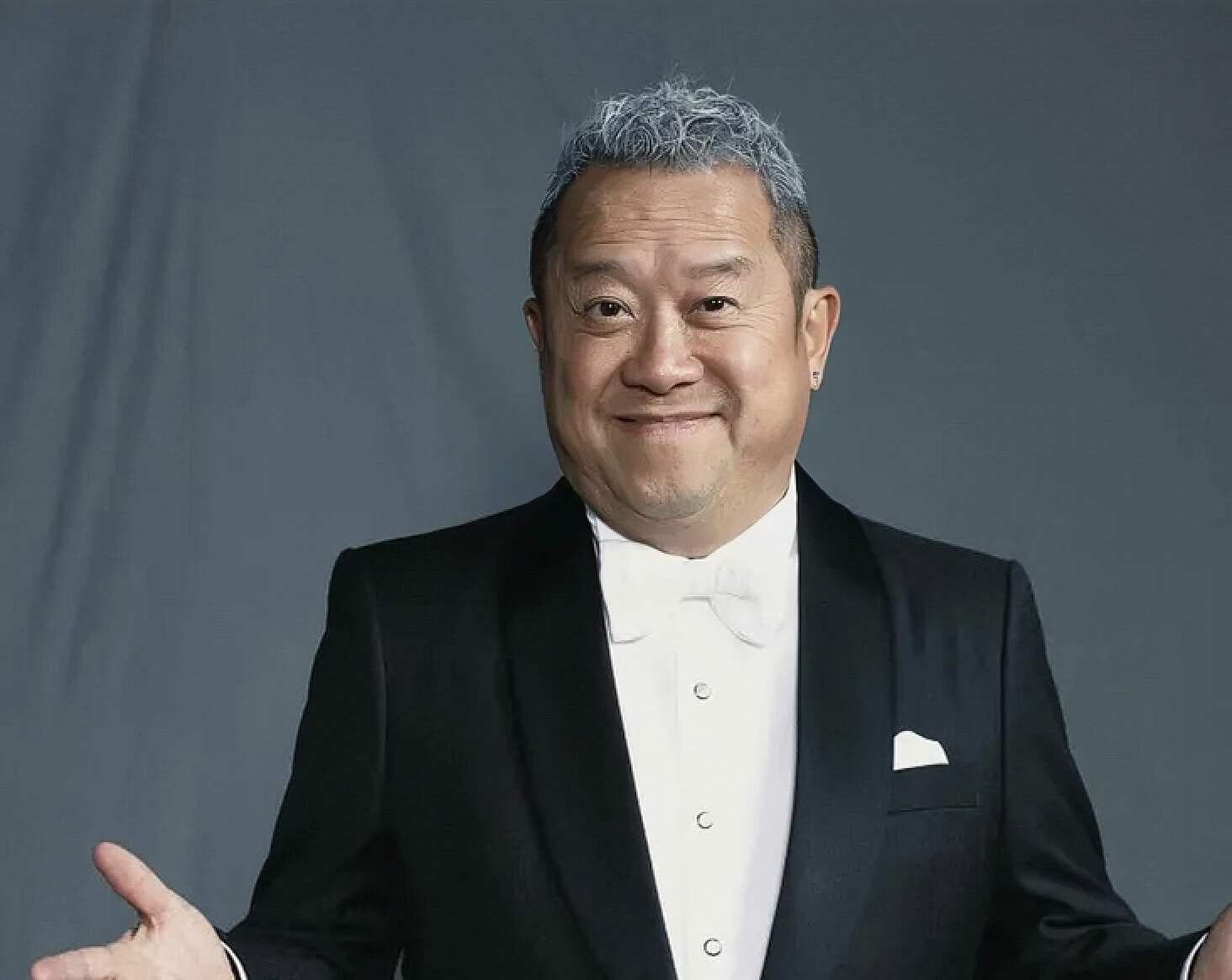 突发！TVB高层发生剧变，公司半年亏损超4亿，总经理曾志伟将离职