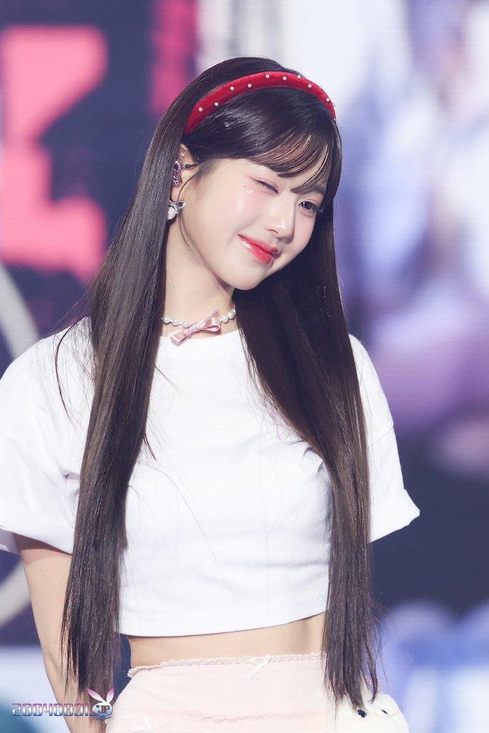 他俩身材高挑,又帅又漂亮,韩网友表示,成为情侣的话就完美了