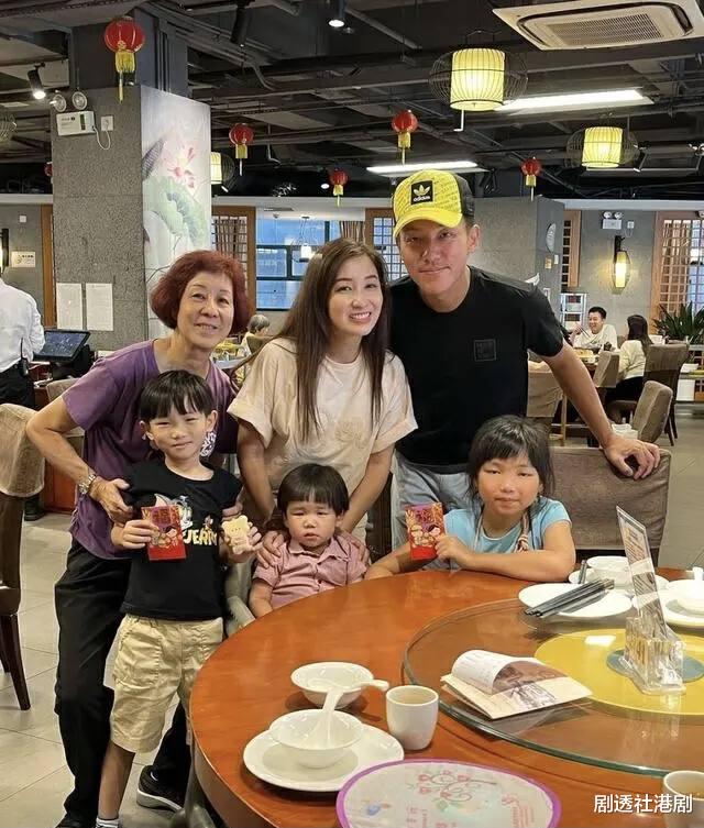 TVB实力男星一家内地游玩！为2岁小儿子庆生，被曝将在深圳开工