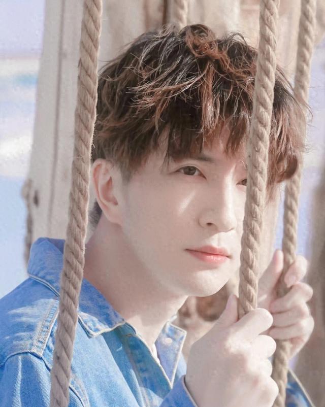 这一次,薛之谦和邓紫棋告诉我们,这个世界上有密不透风的墙