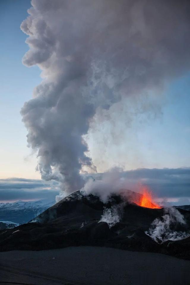 火山|火山喷了！这个拒签率低到1%的小国，全年没蚊子，7天能环国旅行