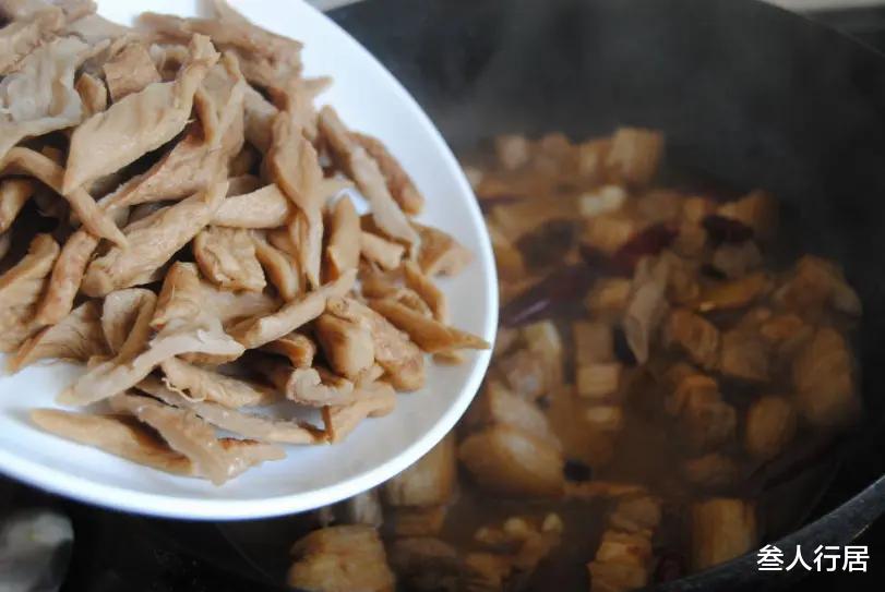 萝卜干|秋天,吃鱼吃肉不如吃它,一次买20斤晒干囤起来,拌一拌比肉还香