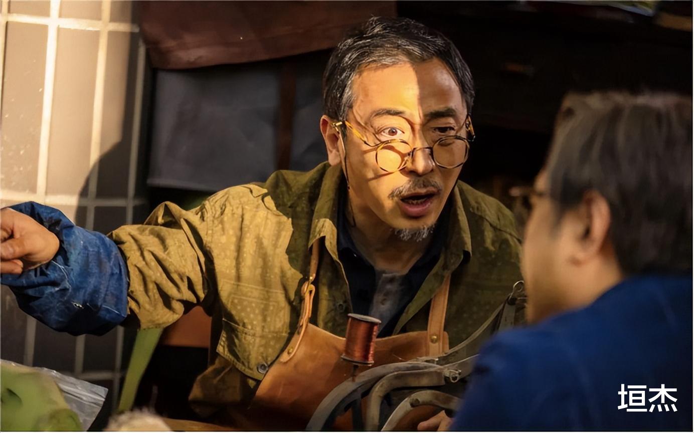 宁理|宁理：曾吃10年软饭，50岁演变态走红，成名背后最感谢3个女人?