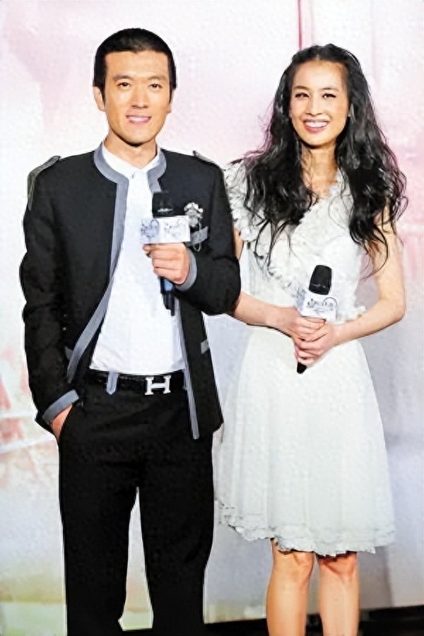 藏了8年才公开身份，一年两亿零花钱，她的故事远比你想得更精彩