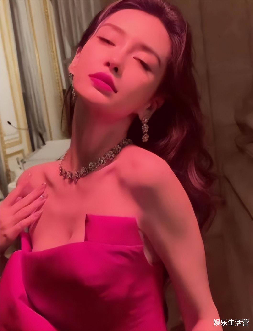 杨颖去疯马秀，官方认证被实锤，触禁令疑被央视除名，获顶奢代言