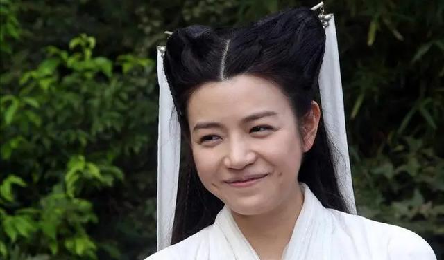 任敏|女明星真实饭量被曝光:娜扎嗦粉1口1根,颖儿每天一粒老干妈