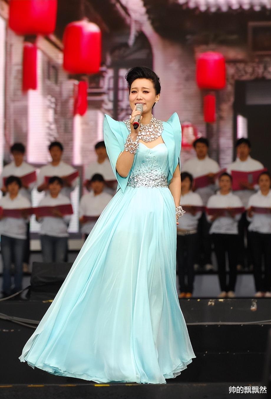 谭晶:我这辈子最正确的决定,就是为科学家丈夫生了两个女儿