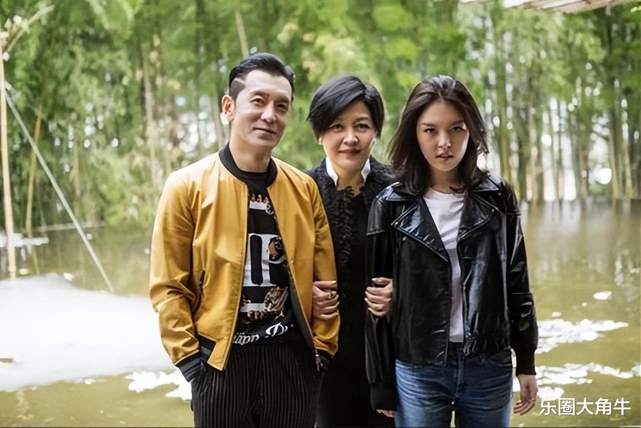 王思聪|李咏去世5年,再看遗孀哈文近况,才明白李咏当年的选择有多正确