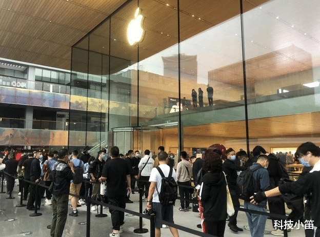 苹果|风向变了!苹果“光环”掉落,小米11系列获人民网认可