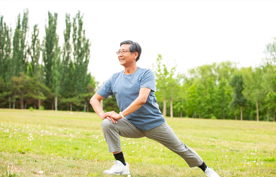 为何说养骨就是养寿？提醒：50岁后，用好4个方法，远离骨质疏松