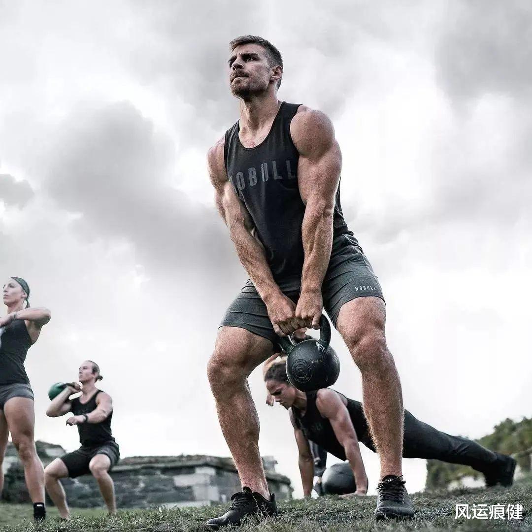 打工人下班后，如何坚持健身？