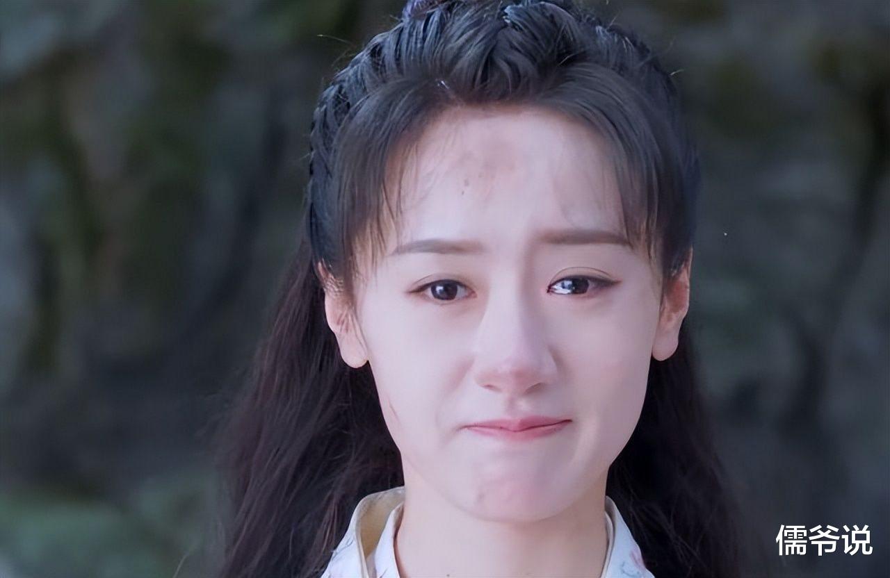 继被官方通报偷漏税后,人民网直接定性袁冰妍为劣迹艺人,她的账号已被封禁