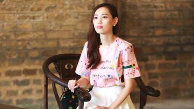 马蓉|36岁马蓉与王宝强离婚后生活富裕阔绰，自称非常幸福