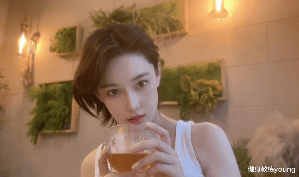 “最美军嫂”张馨予,身高169体重不到100斤,6个瘦身秘诀,你也能月瘦20斤