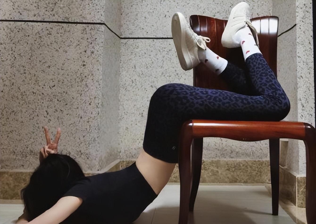 瘦到病态、全身涂白、非人细腰，内娱的畸形审美，什么时候是尽头？